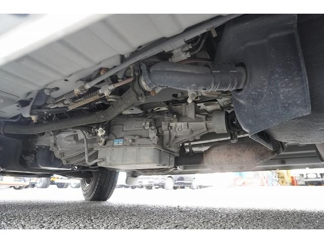 ハイエースバン ロング スーパーGL 5ドア ガソリン パワーゲート 5人乗 トヨタ車体製リフト 荷台板張り ルーフキャリア ラダー バックカメラ ナビ ワンセグTV ETC 小窓 電格ミラー オートエアコン AT リフト リアクリアランスソナー(14枚目)