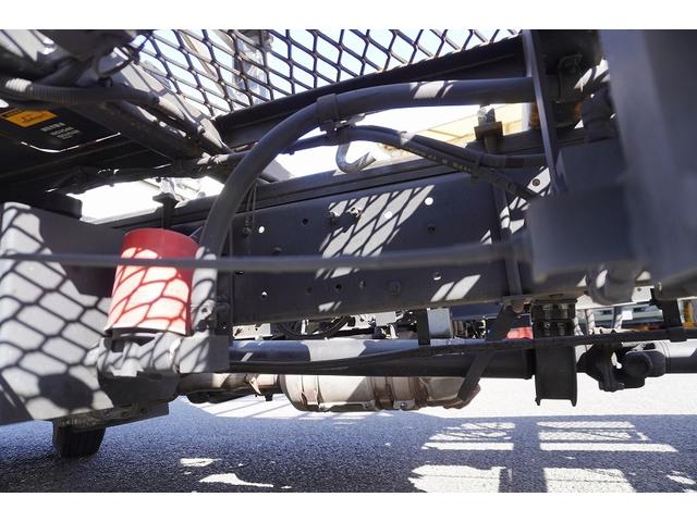 デュトロ キャリアカー 2台積 3.4トン積 ウインチ ラジコン 古河ユニック 積載3400kg 油圧リアゲート バックカメラ ETC ナビ フルセグ 左電格ミラー 坂道発進補助 電動パーキングブレーキ フォグランプ 衝突軽減ブレーキ 車線逸脱警報 6速MT 積載車(20枚目)
