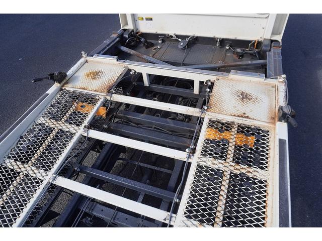 デュトロ キャリアカー 2台積 3.4トン積 ウインチ ラジコン 古河ユニック 積載3400kg 油圧リアゲート バックカメラ ETC ナビ フルセグ 左電格ミラー 坂道発進補助 電動パーキングブレーキ フォグランプ 衝突軽減ブレーキ 車線逸脱警報 6速MT 積載車(35枚目)