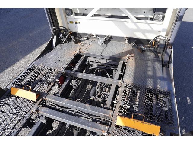 デュトロ キャリアカー 2台積 3.4トン積 ウインチ ラジコン 古河ユニック 積載3400kg 油圧リアゲート バックカメラ ETC ナビ フルセグ 左電格ミラー 坂道発進補助 電動パーキングブレーキ フォグランプ 衝突軽減ブレーキ 車線逸脱警報 6速MT 積載車(42枚目)