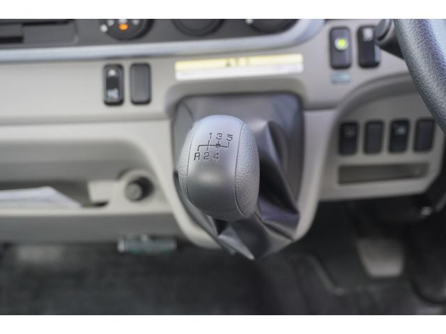 キャンター ワイド超ロング 4段クレーン 3.3トン積 タダノ ラジコン 積載3300kg フックイン 2.93t吊 バックカメラ 左電格ミラー LEDヘッドライト フォグランプ スマートキー 衝突軽減ブレーキ 車線逸脱警報 5速MT(10枚目)