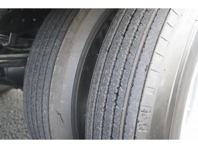 キャンター ワイド超ロング 4段クレーン 3.3トン積 タダノ ラジコン 積載3300kg フックイン 2.93t吊 バックカメラ 左電格ミラー LEDヘッドライト フォグランプ スマートキー 衝突軽減ブレーキ 車線逸脱警報 5速MT(12枚目)