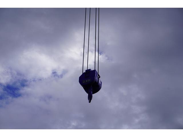 キャンター ワイド超ロング 4段クレーン 3.3トン積 タダノ ラジコン 積載3300kg フックイン 2.93t吊 バックカメラ 左電格ミラー LEDヘッドライト フォグランプ スマートキー 衝突軽減ブレーキ 車線逸脱警報 5速MT(13枚目)