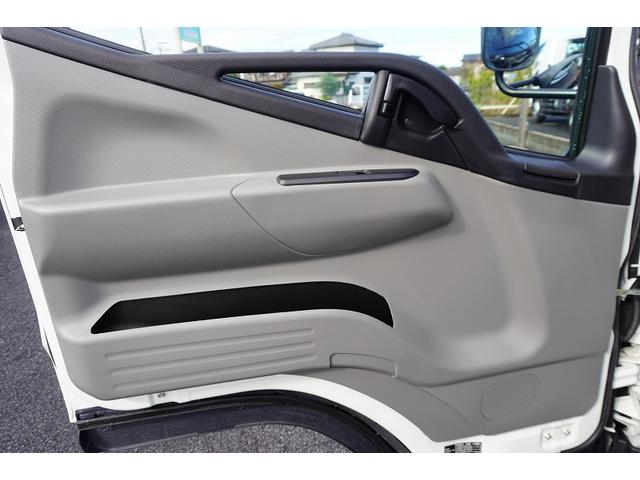 キャンター ワイド超ロング 4段クレーン 3.3トン積 タダノ ラジコン 積載3300kg フックイン 2.93t吊 バックカメラ 左電格ミラー LEDヘッドライト フォグランプ スマートキー 衝突軽減ブレーキ 車線逸脱警報 5速MT(33枚目)