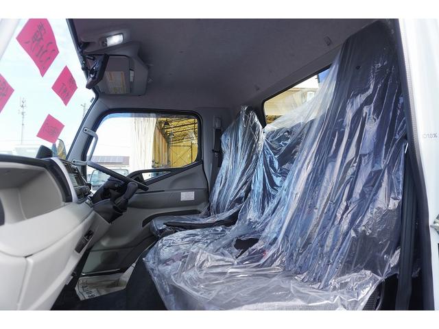 キャンター ワイド超ロング 4段クレーン 3.3トン積 タダノ ラジコン 積載3300kg フックイン 2.93t吊 バックカメラ 左電格ミラー LEDヘッドライト フォグランプ スマートキー 衝突軽減ブレーキ 車線逸脱警報 5速MT(42枚目)