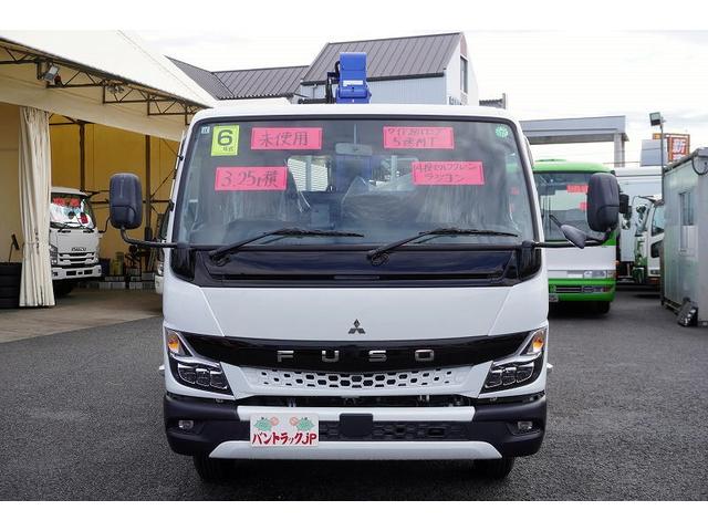 キャンター ワイド超ロング 4段セルフクレーン 3.25トン積 ラジコン 積載3250kg タダノ製 フックイン 2.63t吊 左電格ミラー LEDヘッドライト フォグランプ スマートキー 衝突軽減ブレーキ 車線逸脱警報 5速MT ハイジャッキ(4枚目)