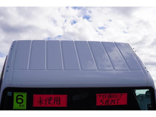 キャンター ワイド超ロング 4段セルフクレーン 3.25トン積 ラジコン 積載3250kg タダノ製 フックイン 2.63t吊 左電格ミラー LEDヘッドライト フォグランプ スマートキー 衝突軽減ブレーキ 車線逸脱警報 5速MT ハイジャッキ(16枚目)