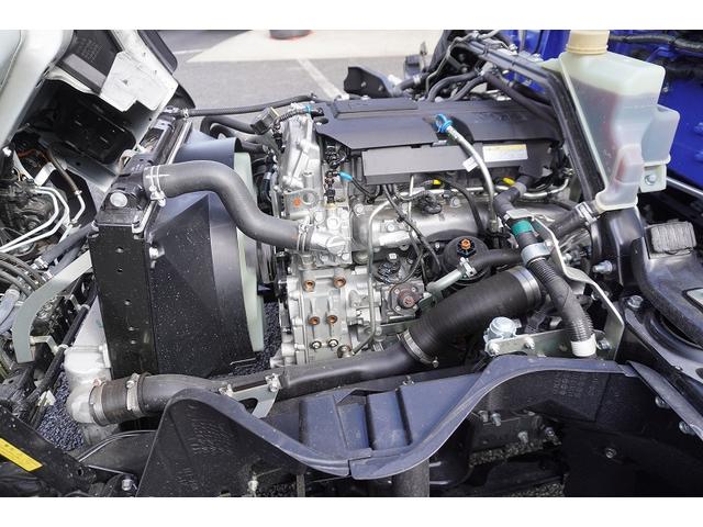 キャンター ワイド超ロング 4段セルフクレーン 3.25トン積 ラジコン 積載3250kg タダノ製 フックイン 2.63t吊 左電格ミラー LEDヘッドライト フォグランプ スマートキー 衝突軽減ブレーキ 車線逸脱警報 5速MT ハイジャッキ(43枚目)