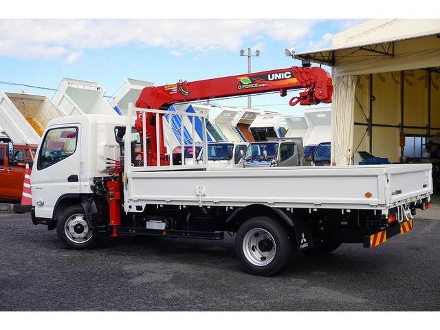 キャンター ワイドロング 4段クレーン 3トン積 ラジコン 2.93t吊 積載3000kg 古河ユニック製 フックイン バックカメラ 左電格ミラー LEDヘッドライト フォグランプ スマートキー 衝突軽減ブレーキ 車線逸脱警報 5速MT(8枚目)