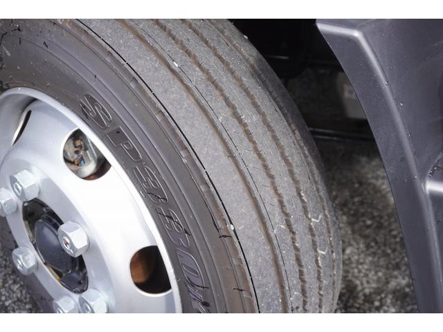 キャンター ワイドロング 4段クレーン 3トン積 ラジコン 2.93t吊 積載3000kg 古河ユニック製 フックイン バックカメラ 左電格ミラー LEDヘッドライト フォグランプ スマートキー 衝突軽減ブレーキ 車線逸脱警報 5速MT(11枚目)