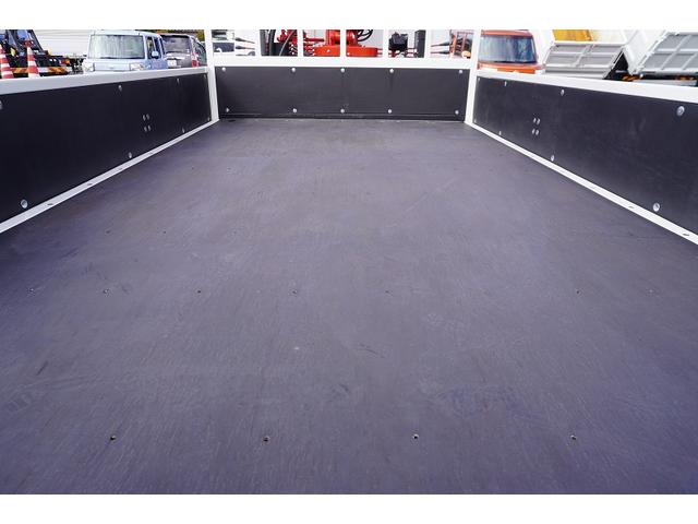 キャンター ワイドロング 4段クレーン 3トン積 ラジコン 2.93t吊 積載3000kg 古河ユニック製 フックイン バックカメラ 左電格ミラー LEDヘッドライト フォグランプ スマートキー 衝突軽減ブレーキ 車線逸脱警報 5速MT(20枚目)