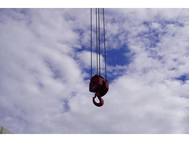 キャンター ワイドロング 4段クレーン 3トン積 ラジコン 2.93t吊 積載3000kg 古河ユニック製 フックイン バックカメラ 左電格ミラー LEDヘッドライト フォグランプ スマートキー 衝突軽減ブレーキ 車線逸脱警報 5速MT(21枚目)