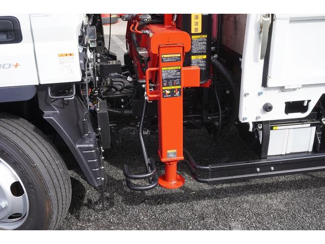 キャンター ワイドロング 4段クレーン 3トン積 ラジコン 2.93t吊 積載3000kg 古河ユニック製 フックイン バックカメラ 左電格ミラー LEDヘッドライト フォグランプ スマートキー 衝突軽減ブレーキ 車線逸脱警報 5速MT(37枚目)