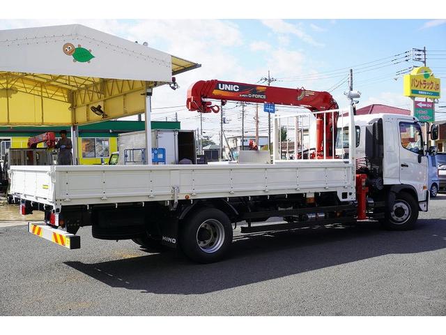 ヒノレンジャー 増トン 4段クレーン 7.7トン積 5.5m長 ラジコン 標準幅 ベッド付 積載7700kg 古河ユニック製 フックイン 2.93t吊 差違いアウトリガー 角足 セイコーラック 坂道発進補助 オートエアコン 衝突軽減ブレーキ 車線逸脱警報 6速MT(5枚目)