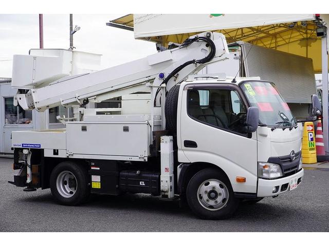 デュトロ 高所作業車 アイチ製 SH11A 最大地上高11m 5速MT FRPバケット 工具入れ ユニットアワー2048h サブバッテリー ブーム自動格納 ジャッキ自動張出 左電格ミラー 坂道発進補助 ETC フォグランプ 電動パーキングブレーキ 電気工事(8枚目)