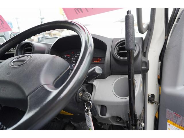 デュトロ 高所作業車 アイチ製 SH11A 最大地上高11m 5速MT FRPバケット 工具入れ ユニットアワー2048h サブバッテリー ブーム自動格納 ジャッキ自動張出 左電格ミラー 坂道発進補助 ETC フォグランプ 電動パーキングブレーキ 電気工事(13枚目)