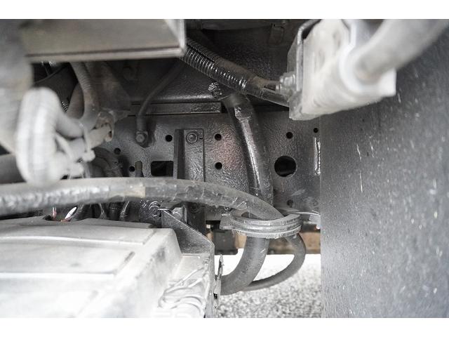 デュトロ 高所作業車 アイチ製 SH11A 最大地上高11m 5速MT FRPバケット 工具入れ ユニットアワー2048h サブバッテリー ブーム自動格納 ジャッキ自動張出 左電格ミラー 坂道発進補助 ETC フォグランプ 電動パーキングブレーキ 電気工事(22枚目)