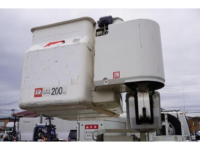 デュトロ 高所作業車 アイチ製 SH11A 最大地上高11m 5速MT FRPバケット 工具入れ ユニットアワー2048h サブバッテリー ブーム自動格納 ジャッキ自動張出 左電格ミラー 坂道発進補助 ETC フォグランプ 電動パーキングブレーキ 電気工事(24枚目)