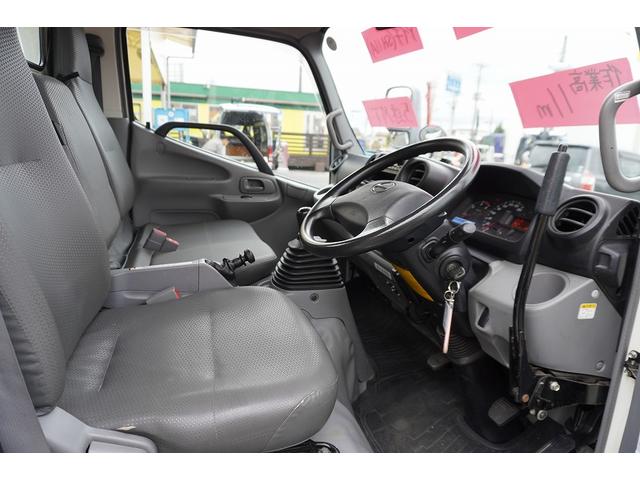 デュトロ 高所作業車 アイチ製 SH11A 最大地上高11m 5速MT FRPバケット 工具入れ ユニットアワー2048h サブバッテリー ブーム自動格納 ジャッキ自動張出 左電格ミラー 坂道発進補助 ETC フォグランプ 電動パーキングブレーキ 電気工事(28枚目)