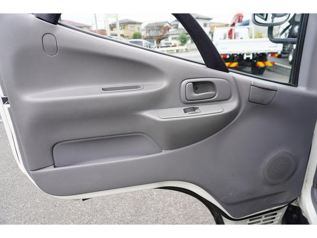 デュトロ 高所作業車 アイチ製 SH11A 最大地上高11m 5速MT FRPバケット 工具入れ ユニットアワー2048h サブバッテリー ブーム自動格納 ジャッキ自動張出 左電格ミラー 坂道発進補助 ETC フォグランプ 電動パーキングブレーキ 電気工事(34枚目)