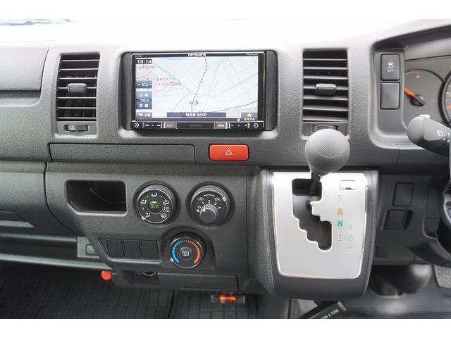 ハイエースバン ロングDX 5ドア ハイルーフ ガソリン 3名 パワーゲート 和光工業製リフト ラッシング1段 荷室加工有り 荷台板張り 床フック4対 クリアランスソナー バックカメラ ETC ナビ セパレーターカーテン AT(22枚目)