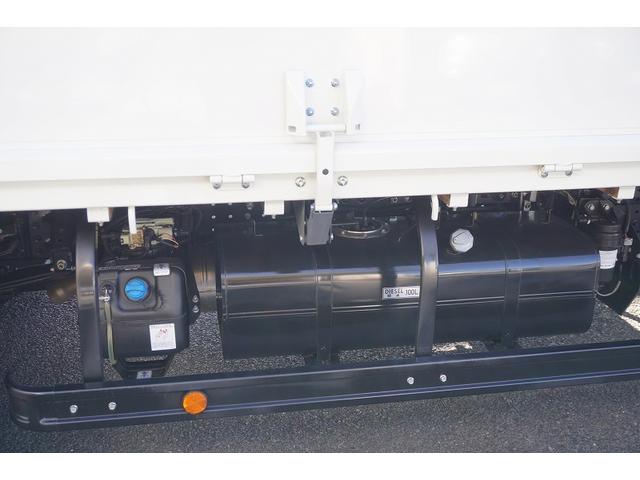 キャンター ワイド超ロング　４段セルフクレーン　３．２５トン積　ラジコン　積載３２５０ｋｇ　タダノ製　フックイン　２．６３ｔ吊　左電格ミラー　バックカメラ　ＬＥＤヘッドライト　フォグランプ　スマートキー　衝突軽減ブレーキ　車線逸脱警報　５速ＭＴ（13枚目）