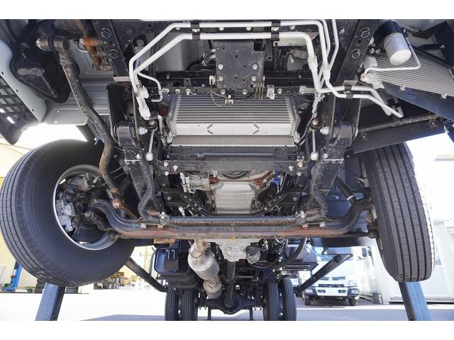 キャンター ワイド超ロング　４段セルフクレーン　３．２５トン積　ラジコン　積載３２５０ｋｇ　タダノ製　フックイン　２．６３ｔ吊　左電格ミラー　バックカメラ　ＬＥＤヘッドライト　フォグランプ　スマートキー　衝突軽減ブレーキ　車線逸脱警報　５速ＭＴ（39枚目）