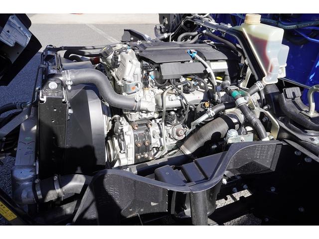 キャンター ワイド超ロング　４段セルフクレーン　３．２５トン積　ラジコン　積載３２５０ｋｇ　タダノ製　フックイン　２．６３ｔ吊　左電格ミラー　バックカメラ　ＬＥＤヘッドライト　フォグランプ　スマートキー　衝突軽減ブレーキ　車線逸脱警報　５速ＭＴ（44枚目）