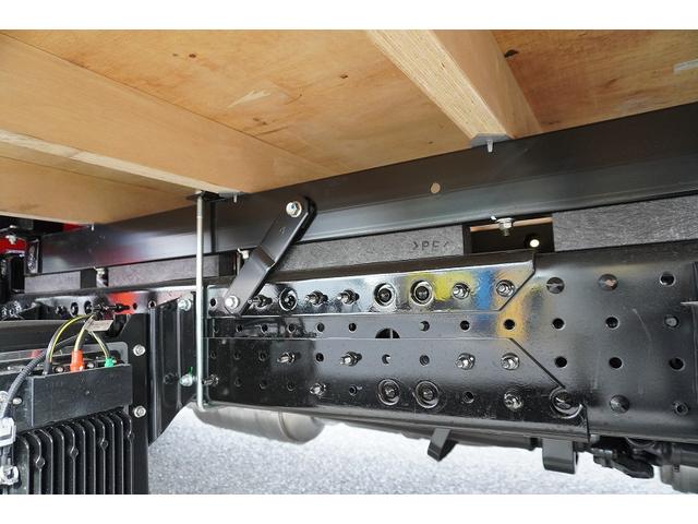 キャンター ワイド超ロング 4段クレーン 3.35トン積 ラジコン 積載3350kg 古河ユニック製 フックイン 2.93t吊 セイコーラック バックカメラ LEDヘッドライト LEDフォグランプ 左電格ミラー スマートキー 衝突軽減ブレーキ 車線逸脱警報 5速MT(30枚目)