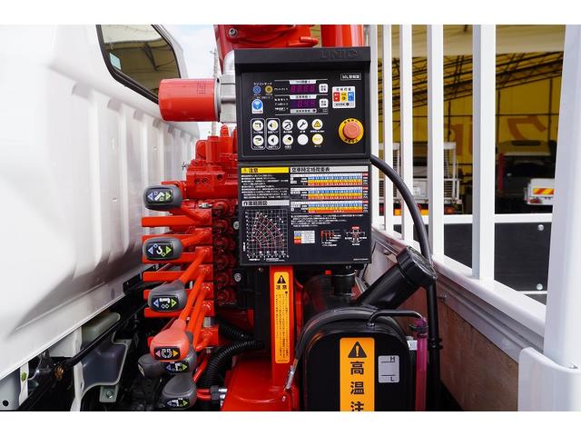 キャンター ワイド超ロング 4段クレーン 3.35トン積 ラジコン 積載3350kg 古河ユニック製 フックイン 2.93t吊 セイコーラック バックカメラ LEDヘッドライト LEDフォグランプ 左電格ミラー スマートキー 衝突軽減ブレーキ 車線逸脱警報 5速MT(38枚目)