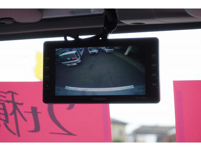 エルフトラック 10尺 パネルバン 2トン サイドドア 跳上垂直パワーゲート 積載2000kg ラッシング4段 床フック 箱ラダー付 ルーフキャリア バックカメラ ETC2.0 ナビ 左電格ミラー フォグランプ 衝突軽減ブレーキ 全低床 AT 標準幅 ショート アルミバン(13枚目)