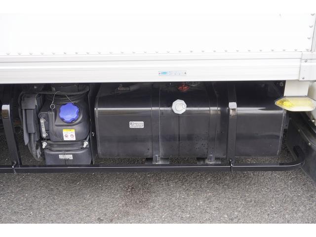 エルフトラック 10尺 パネルバン 2トン サイドドア 跳上垂直パワーゲート 積載2000kg ラッシング4段 床フック 箱ラダー付 ルーフキャリア バックカメラ ETC2.0 ナビ 左電格ミラー フォグランプ 衝突軽減ブレーキ 全低床 AT 標準幅 ショート アルミバン(29枚目)