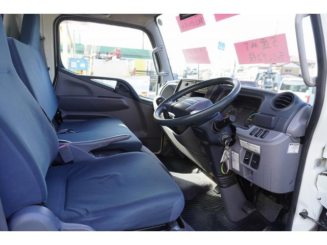 キャンター セミロング　アルミバン　サイドドア　２トン　垂直パワーゲート　標準幅　積載２０００ｋｇ　跳上式　垂直リフト　ラッシング２段　バックカメラ　左電格ミラー　北村製　５速ＭＴ（27枚目）