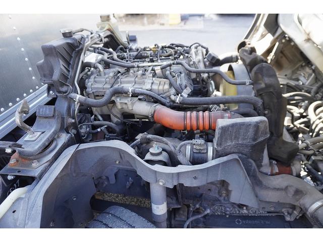 キャンター セミロング　アルミバン　サイドドア　２トン　垂直パワーゲート　標準幅　積載２０００ｋｇ　跳上式　垂直リフト　ラッシング２段　バックカメラ　左電格ミラー　北村製　５速ＭＴ（40枚目）