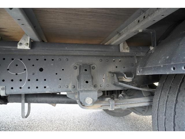 エルフトラック ワイドロング アルミバン 2トン サイドドア ラッシング2段 積載2000kg バックカメラ 坂道発進補助 左電格ミラー フォグランプ 衝突軽減ブレーキ 車線逸脱警報 日本フルハーフ製 6速MT(14枚目)