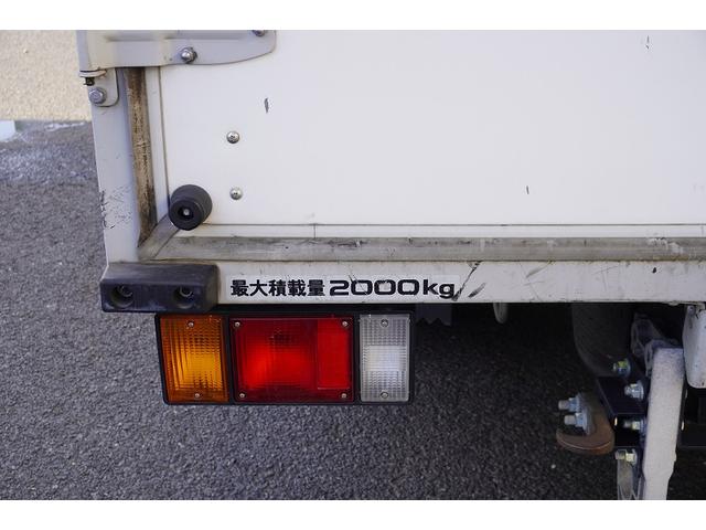エルフトラック ワイドロング アルミバン 2トン サイドドア ラッシング2段 積載2000kg バックカメラ 坂道発進補助 左電格ミラー フォグランプ 衝突軽減ブレーキ 車線逸脱警報 日本フルハーフ製 6速MT(19枚目)