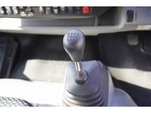 デュトロ ワイドロング 冷蔵冷凍車 3トン 格納パワーゲート 低温 積載2950kg リフト サイドドア -30度設定 荷台シマ板張り 送風機 ラッシング2段 左電格ミラー LEDヘッドライト フォグランプ バックカメラ 坂道発進補助 電動パーキングブレーキ 東プレ製(25枚目)