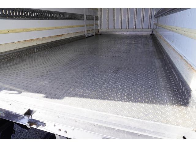 デュトロ ワイドロング 冷蔵冷凍車 3トン 格納パワーゲート 低温 積載2950kg リフト サイドドア -30度設定 荷台シマ板張り 送風機 ラッシング2段 左電格ミラー LEDヘッドライト フォグランプ バックカメラ 坂道発進補助 電動パーキングブレーキ 東プレ製(46枚目)