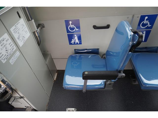 ポンチョ ショート　路線バス　２７人乗り　１３座席　立ち席有　自動ドア　１ドア　ノンステップ　総輪エアサス　荷物スペース　ビニールシートカバー　電光掲示板　バックカメラ　フォグランプ　ＡＴ　プレヒーター（23枚目）