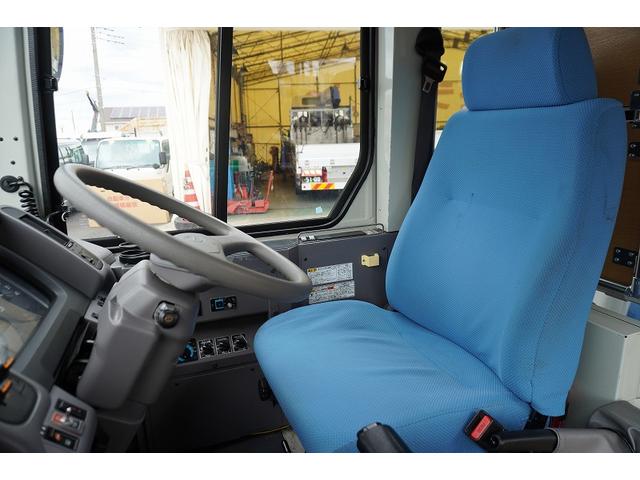 ポンチョ ショート　路線バス　２７人乗り　１３座席　立ち席有　自動ドア　１ドア　ノンステップ　総輪エアサス　荷物スペース　ビニールシートカバー　電光掲示板　バックカメラ　フォグランプ　ＡＴ　プレヒーター（34枚目）