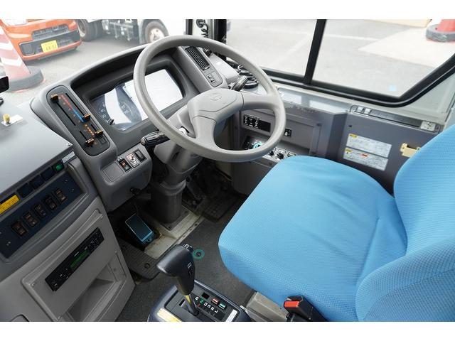 ポンチョ ショート　路線バス　２７人乗り　１３座席　立ち席有　自動ドア　１ドア　ノンステップ　総輪エアサス　荷物スペース　ビニールシートカバー　電光掲示板　バックカメラ　フォグランプ　ＡＴ　プレヒーター（38枚目）