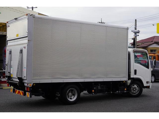 エルフトラック ワイドロング アルミバン サイドドア 跳上パワーゲート 積載3500kg ラッシング3段 左電格ミラー バックカメラ ナビ ETC フォグランプ 日本フルハーフ製 AT リフト 3.5トン(7枚目)