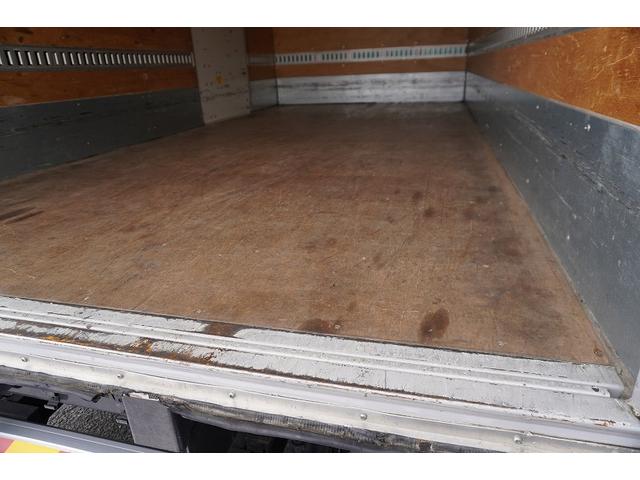 エルフトラック ワイドロング アルミバン サイドドア 跳上パワーゲート 積載3500kg ラッシング3段 左電格ミラー バックカメラ ナビ ETC フォグランプ 日本フルハーフ製 AT リフト 3.5トン(25枚目)