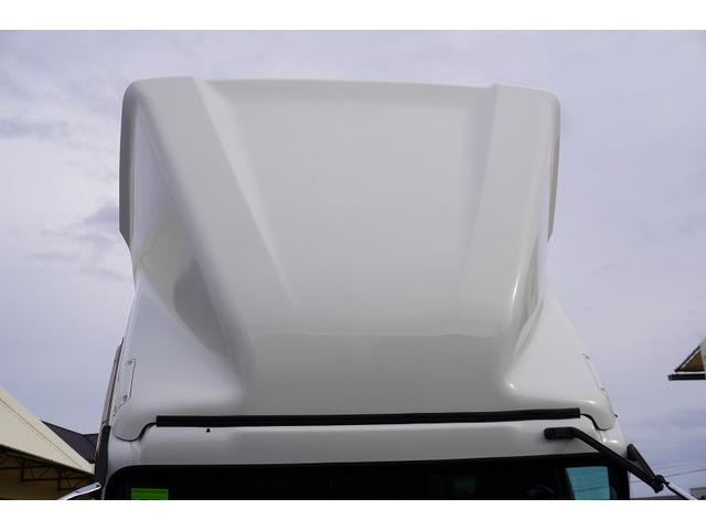 フォワード 4トン ベッド付 アルミバン 6.2m長 跳上パワーゲート 標準幅 積載2850kg リーフサス ラッシング2段 導風板 バックカメラ ETC 坂道発進補助 HIDヘッドライト メッキ 日本フルハーフ製 6速MT 箱内当て物付き リフト(12枚目)