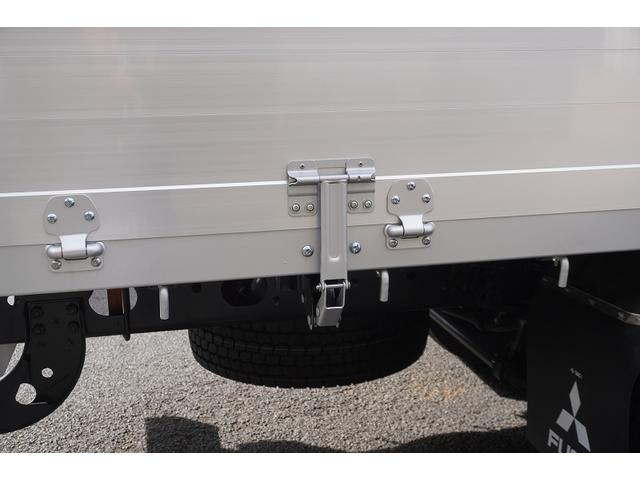 ファイター 増トン　ワイド　４段クレーン　アルミブロック　ラジコン　ベッド付　積載７４００ｋｇ　タダノ製　５．５ｍ長　フックイン　２．９３ｔ吊　差違いアウトリガー　落込フック５対　セイコーラック　坂道発進補助　メッキ　衝突軽減ブレーキ　車線逸脱警報　６速ＭＴ（17枚目）