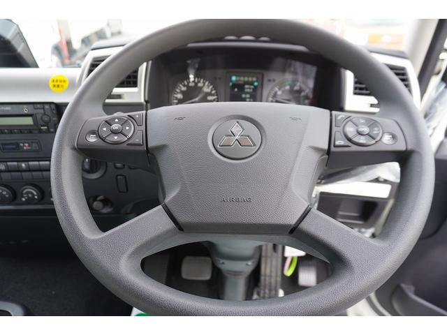 ファイター 増トン　ワイド　４段クレーン　アルミブロック　ラジコン　ベッド付　積載７４００ｋｇ　タダノ製　５．５ｍ長　フックイン　２．９３ｔ吊　差違いアウトリガー　落込フック５対　セイコーラック　坂道発進補助　メッキ　衝突軽減ブレーキ　車線逸脱警報　６速ＭＴ（26枚目）