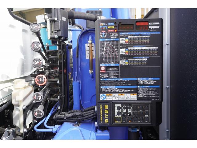 ファイター 増トン　ワイド　４段クレーン　アルミブロック　ラジコン　ベッド付　積載７４００ｋｇ　タダノ製　５．５ｍ長　フックイン　２．９３ｔ吊　差違いアウトリガー　落込フック５対　セイコーラック　坂道発進補助　メッキ　衝突軽減ブレーキ　車線逸脱警報　６速ＭＴ（28枚目）