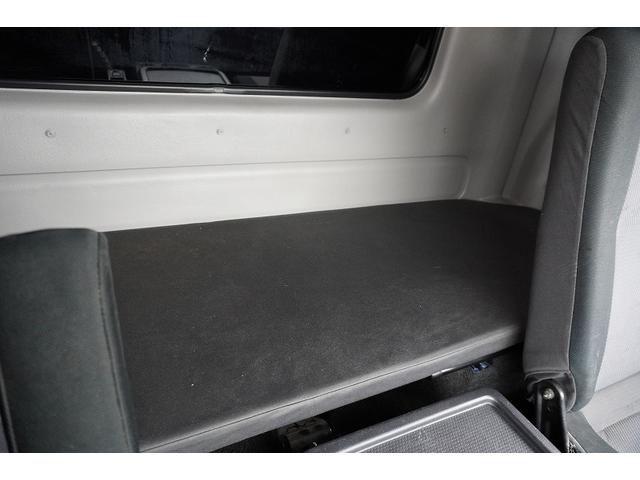 ヒノレンジャー 増トン ベッド 4段クレーン 7.1トン積 6m長 ラジコン 標準幅 積載7100kg 古河ユニック製 アルミブロック フックイン 2.93t吊 差違いアウトリガー 角足 セイコーラック アオリ上部プロテクター 鳥居板張り工具入れ 坂道発進補助 メッキ(15枚目)