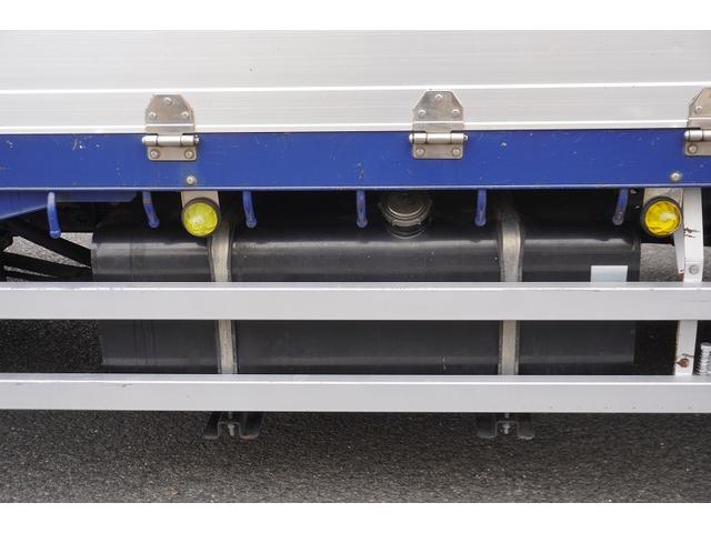 ヒノレンジャー 増トン ベッド 4段クレーン 7.1トン積 6m長 ラジコン 標準幅 積載7100kg 古河ユニック製 アルミブロック フックイン 2.93t吊 差違いアウトリガー 角足 セイコーラック アオリ上部プロテクター 鳥居板張り工具入れ 坂道発進補助 メッキ(19枚目)