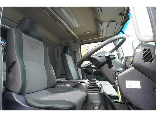 ヒノレンジャー 増トン ベッド 4段クレーン 7.1トン積 6m長 ラジコン 標準幅 積載7100kg 古河ユニック製 アルミブロック フックイン 2.93t吊 差違いアウトリガー 角足 セイコーラック アオリ上部プロテクター 鳥居板張り工具入れ 坂道発進補助 メッキ(32枚目)